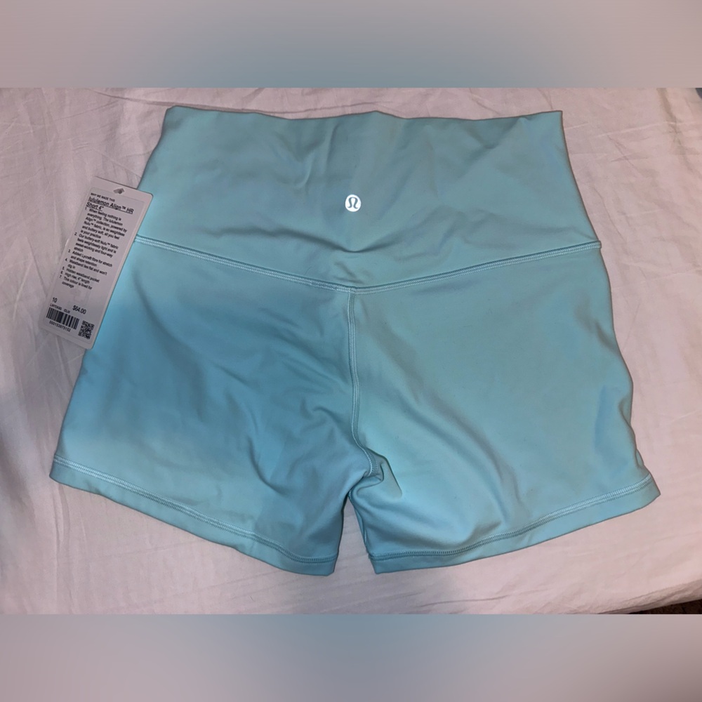 Lululemon Align Shorts 4” Ideal Mint.